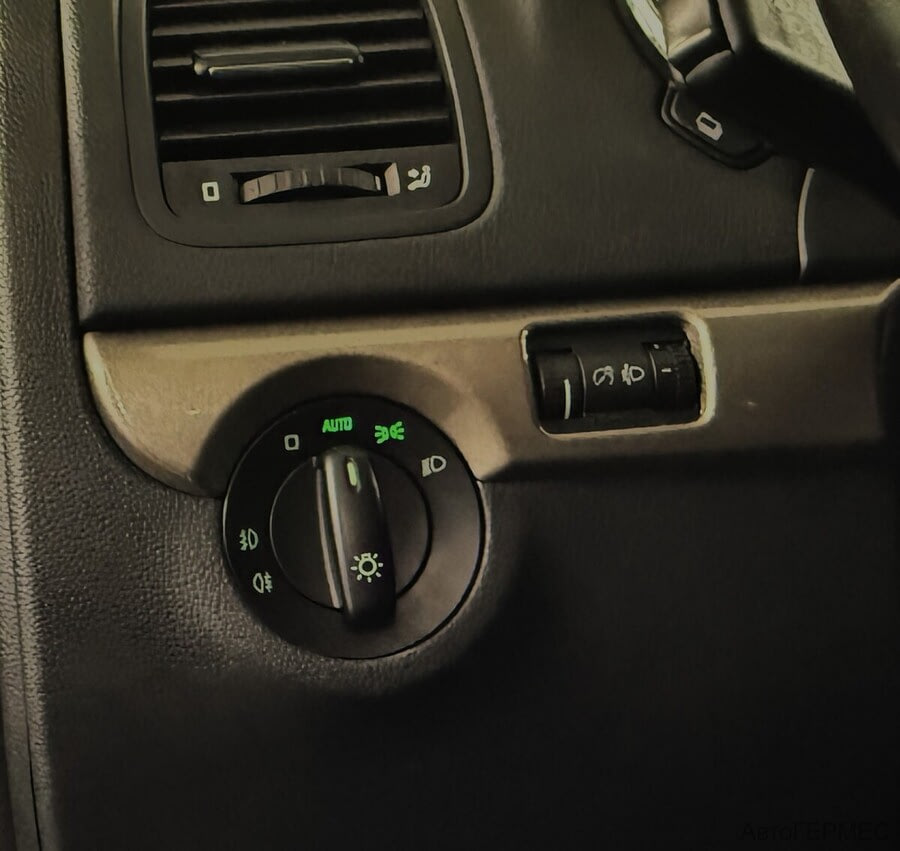 Фото SKODA Yeti I Рестайлинг с пробегом | №8 Фото SKODA Yeti I Рестайлинг с пробегом | №8