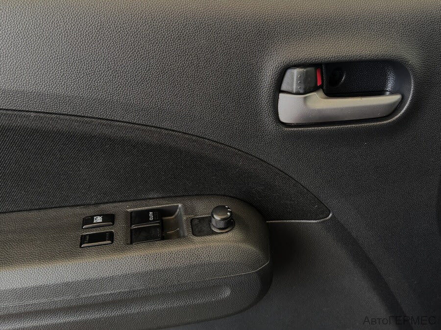 Фото SUZUKI Splash I Рестайлинг с пробегом | №11