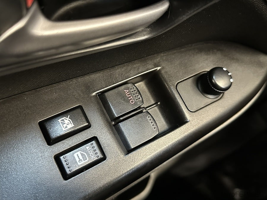 Фото SUZUKI Sx4 I (CLASSIC) Рестайлинг с пробегом | №11 Фото SUZUKI Sx4 I (CLASSIC) Рестайлинг с пробегом | №11