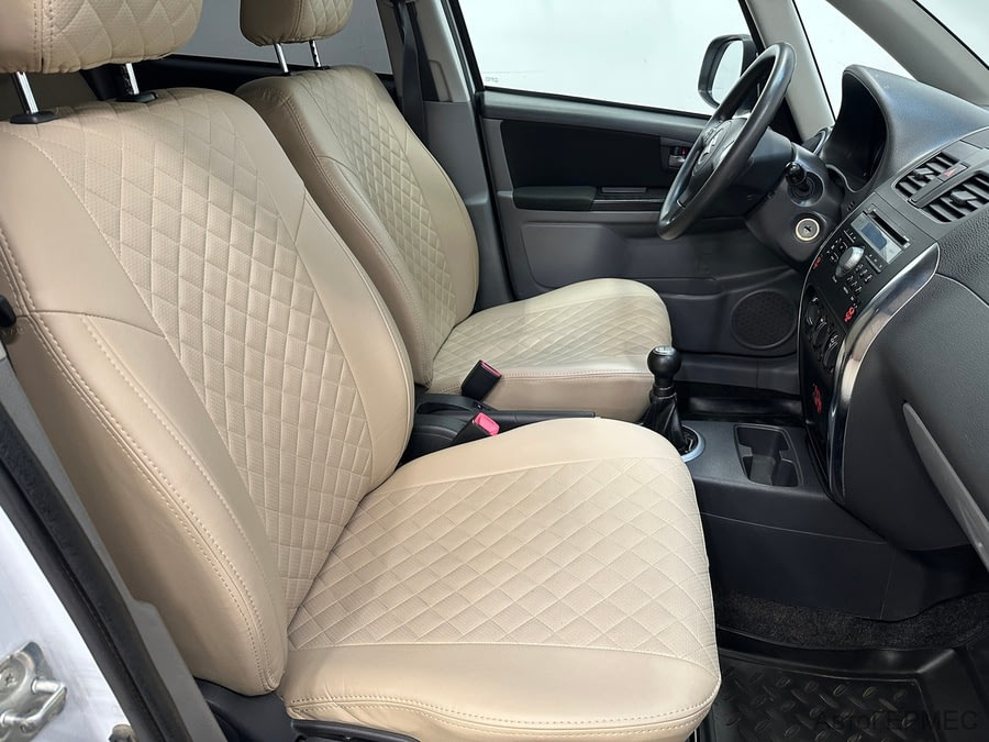 Фото SUZUKI Sx4 I (CLASSIC) Рестайлинг с пробегом | №12 Фото SUZUKI Sx4 I (CLASSIC) Рестайлинг с пробегом | №12