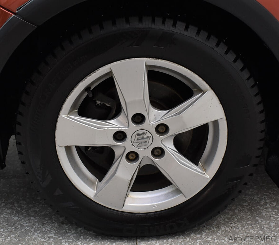 Фото SUZUKI Sx4 I (CLASSIC) Рестайлинг с пробегом | №14 Фото SUZUKI Sx4 I (CLASSIC) Рестайлинг с пробегом | №14