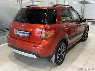 Фото SUZUKI Sx4 I (CLASSIC) Рестайлинг с пробегом Фото SUZUKI Sx4 I (CLASSIC) Рестайлинг с пробегом