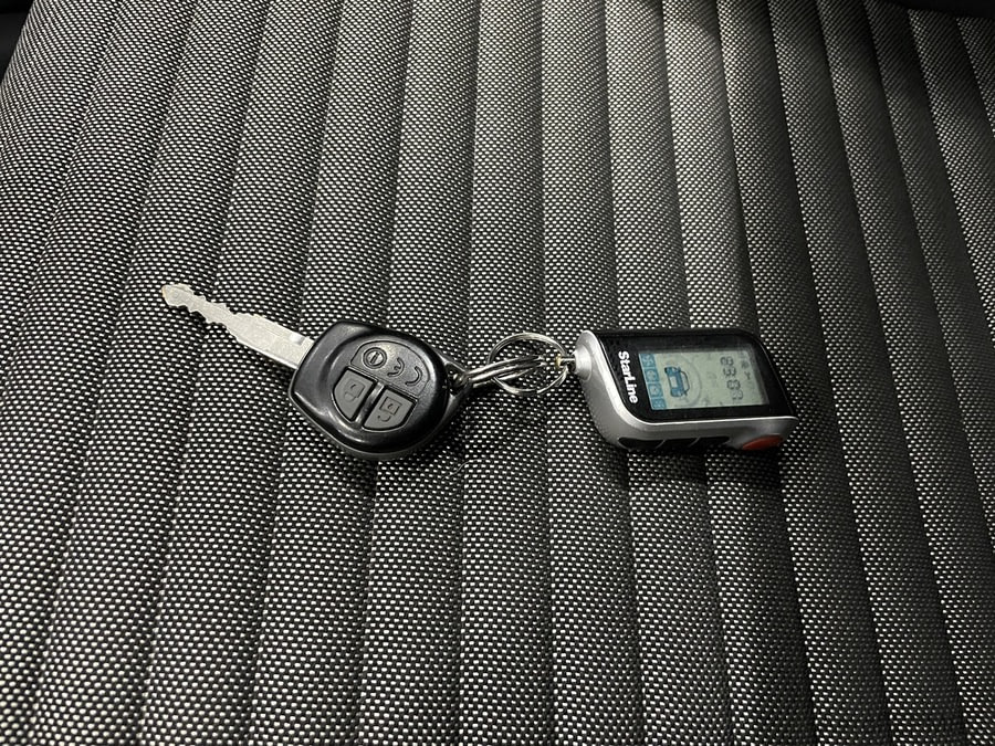 Фото SUZUKI Sx4 I (CLASSIC) Рестайлинг с пробегом | №17 Фото SUZUKI Sx4 I (CLASSIC) Рестайлинг с пробегом | №17