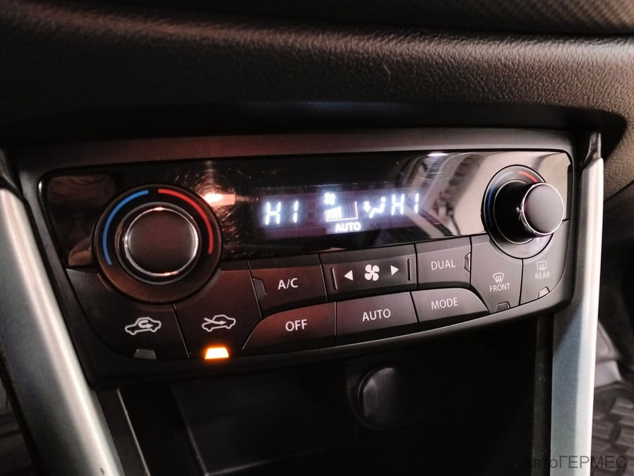 Фото SUZUKI Sx4 II (S-Cross) с пробегом | №7 Фото SUZUKI Sx4 II (S-Cross) с пробегом | №7