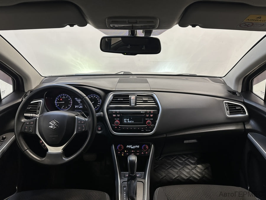 Фото SUZUKI Sx4 II Рестайлинг с пробегом | №5 Фото SUZUKI Sx4 II Рестайлинг с пробегом | №5
