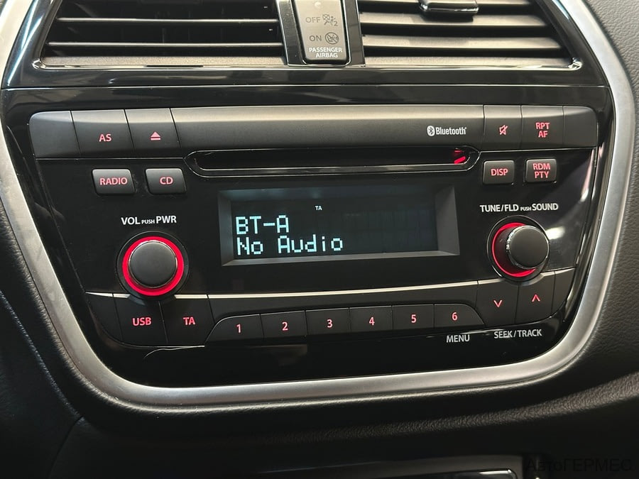 Фото SUZUKI Sx4 II Рестайлинг с пробегом | №8 Фото SUZUKI Sx4 II Рестайлинг с пробегом | №8