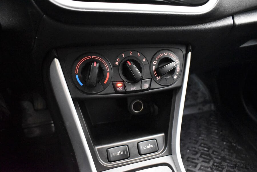 Фото SUZUKI Sx4 II Рестайлинг с пробегом | №8