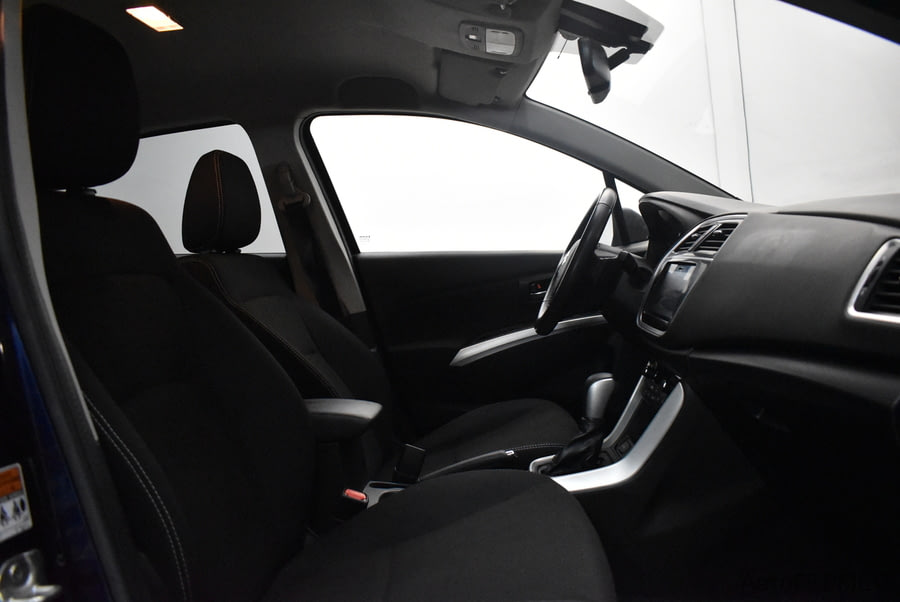 Фото SUZUKI Sx4 II Рестайлинг с пробегом | №15 Фото SUZUKI Sx4 II Рестайлинг с пробегом | №15