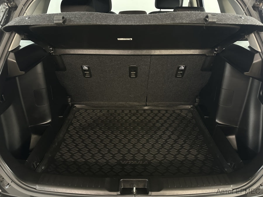 Фото SUZUKI Vitara II Рестайлинг с пробегом | №13 Фото SUZUKI Vitara II Рестайлинг с пробегом | №13