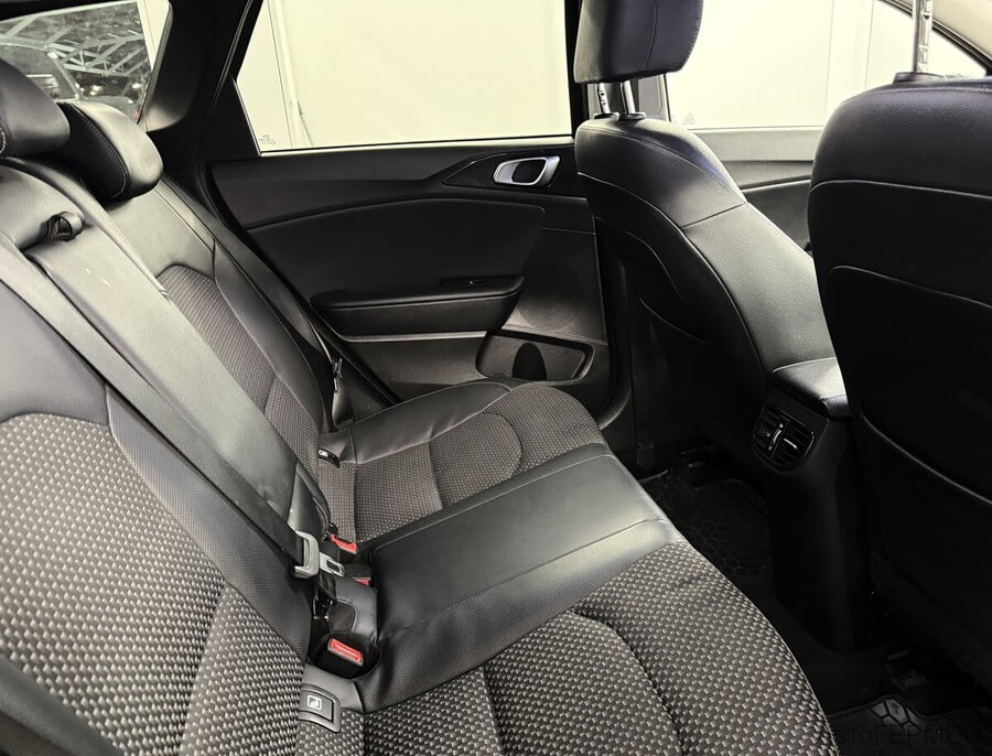 Фото Kia Ceed III с пробегом | №13