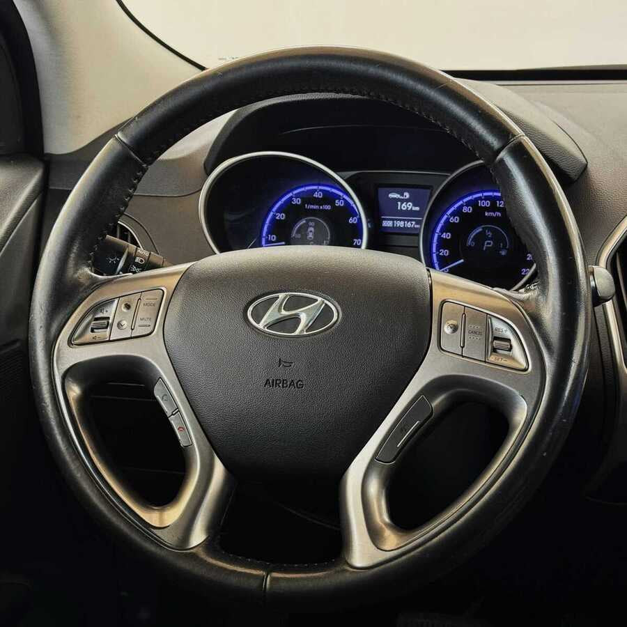 Фото HYUNDAI ix35 I с пробегом | №8