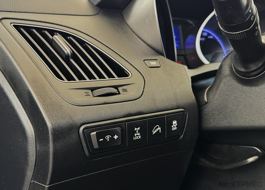 Фото HYUNDAI ix35 I с пробегом | №9