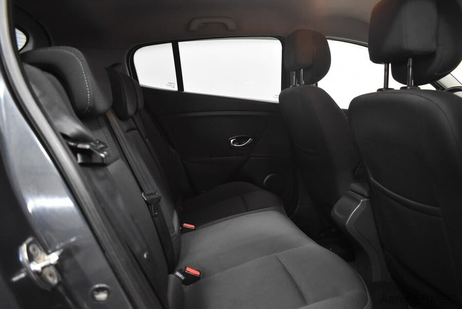 Фото RENAULT Megane III с пробегом | №11