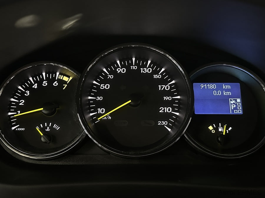 Фото RENAULT Megane III с пробегом | №6 Фото RENAULT Megane III с пробегом | №6