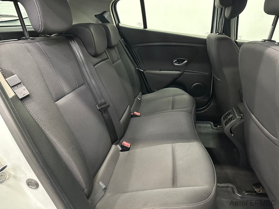 Фото RENAULT Megane III с пробегом | №14 Фото RENAULT Megane III с пробегом | №14