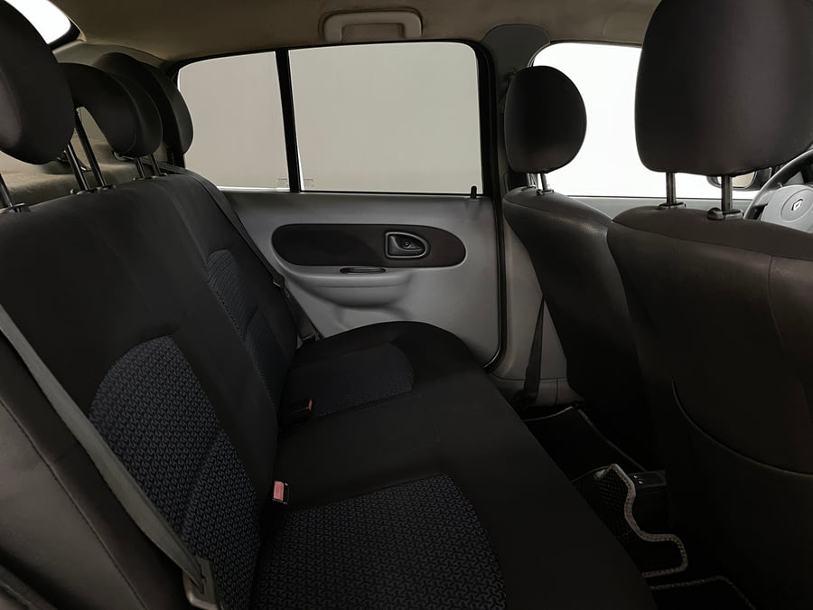 Фото RENAULT Symbol I Рестайлинг 2 с пробегом | №10 Фото RENAULT Symbol I Рестайлинг 2 с пробегом | №10