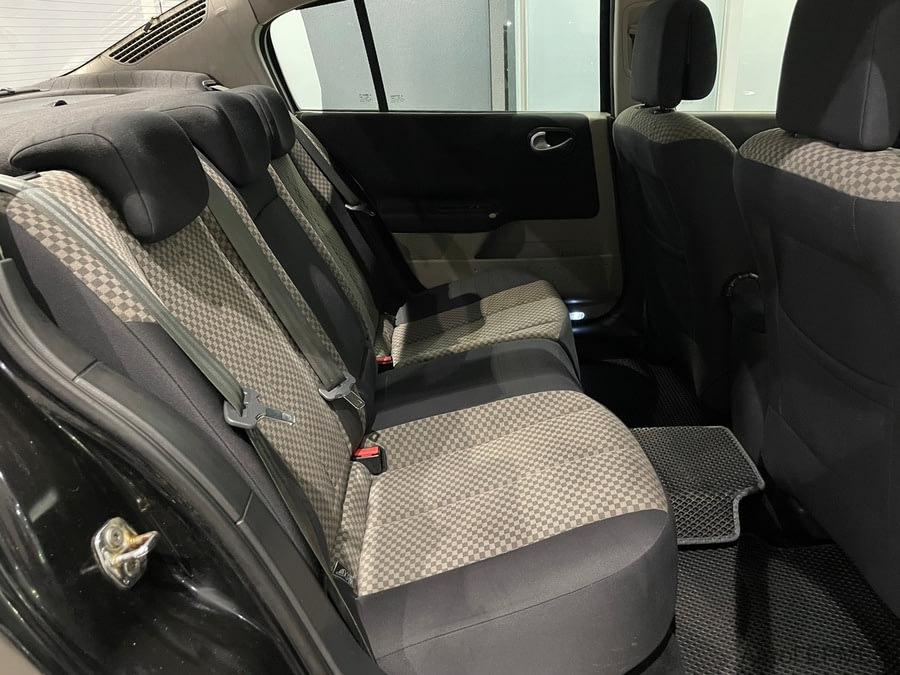 Фото RENAULT Megane II Рестайлинг с пробегом | №12 Фото RENAULT Megane II Рестайлинг с пробегом | №12