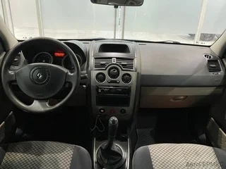 Фото RENAULT Megane II Рестайлинг с пробегом Фото RENAULT Megane II Рестайлинг с пробегом