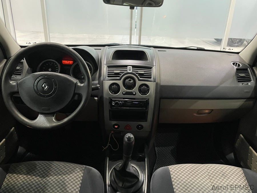 Фото RENAULT Megane II Рестайлинг с пробегом | №5 Фото RENAULT Megane II Рестайлинг с пробегом | №5