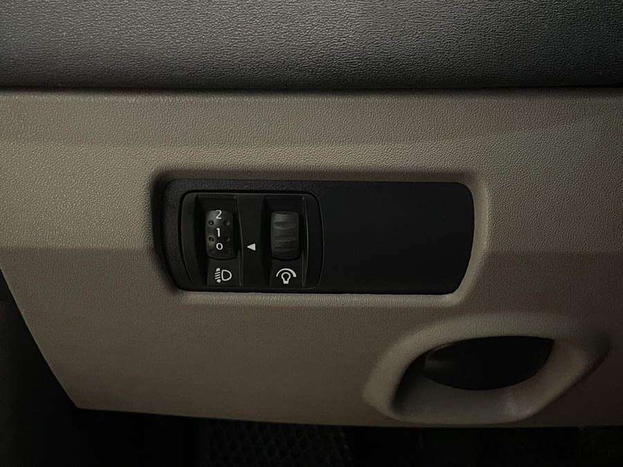 Фото RENAULT Megane II Рестайлинг с пробегом | №10 Фото RENAULT Megane II Рестайлинг с пробегом | №10