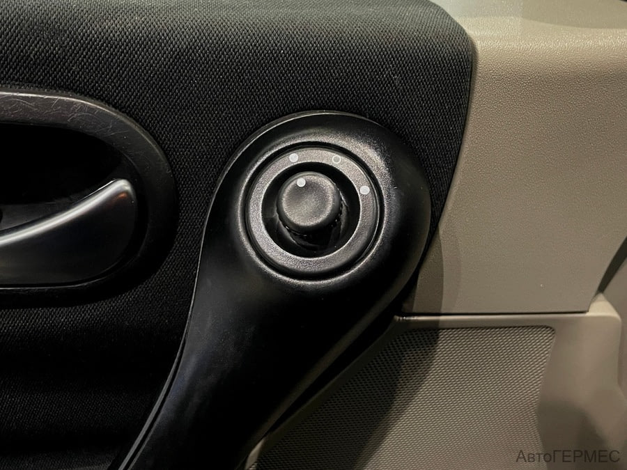 Фото RENAULT Megane II Рестайлинг с пробегом | №9 Фото RENAULT Megane II Рестайлинг с пробегом | №9