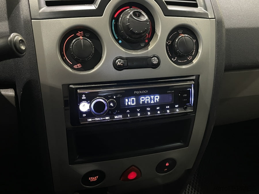 Фото RENAULT Megane II Рестайлинг с пробегом | №7 Фото RENAULT Megane II Рестайлинг с пробегом | №7