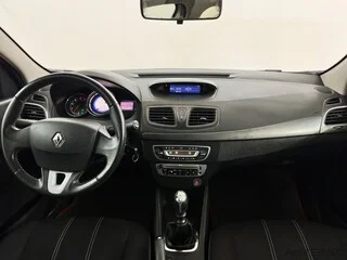 Фото RENAULT Fluence I с пробегом