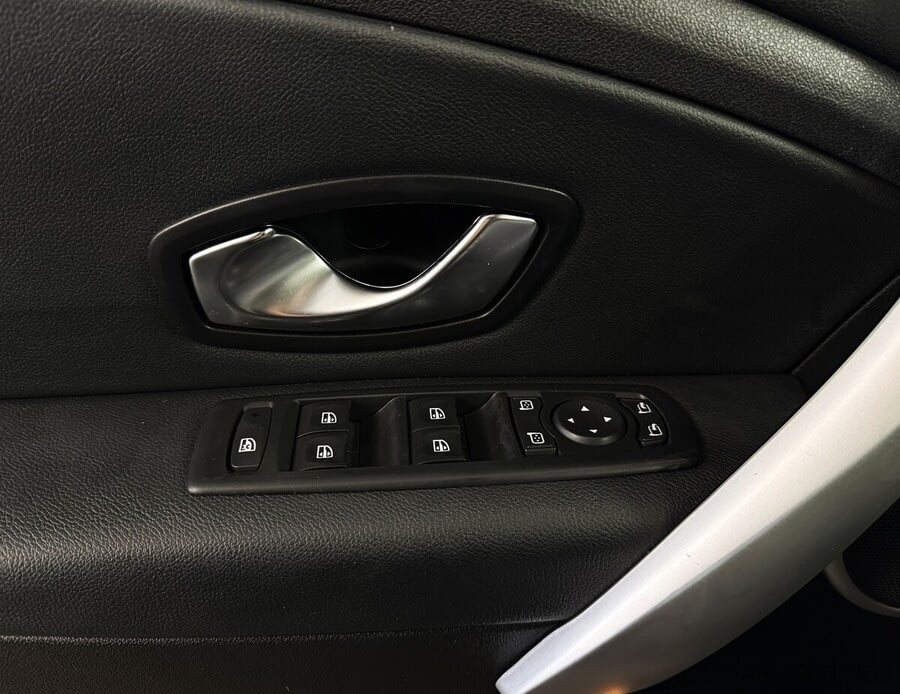 Фото RENAULT Fluence I с пробегом | №10