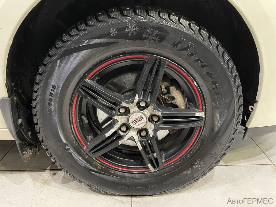 Фото RENAULT Fluence I Рестайлинг с пробегом | №17