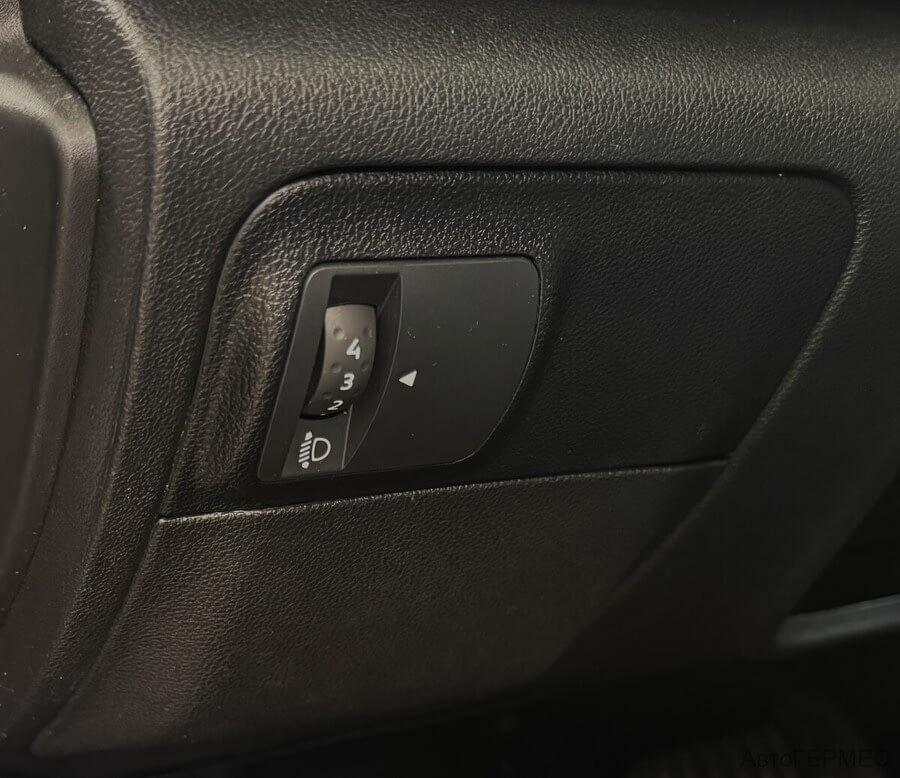 Фото RENAULT Megane IV с пробегом | №8