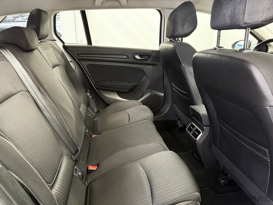 Фото RENAULT Megane IV с пробегом | №12