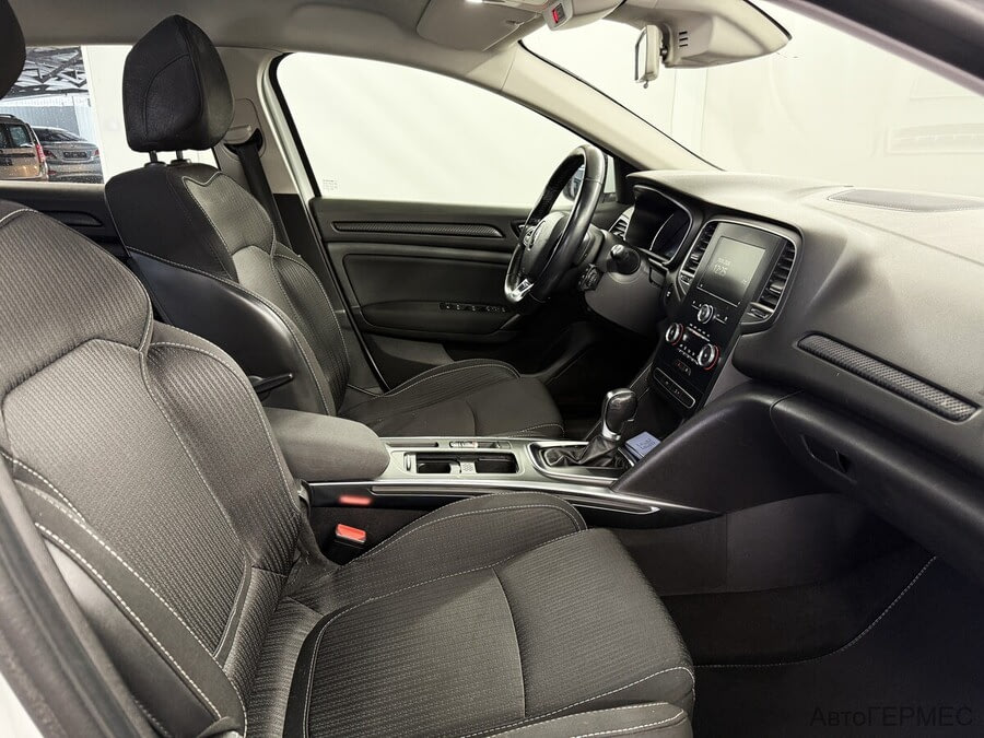 Фото RENAULT Megane IV с пробегом | №11