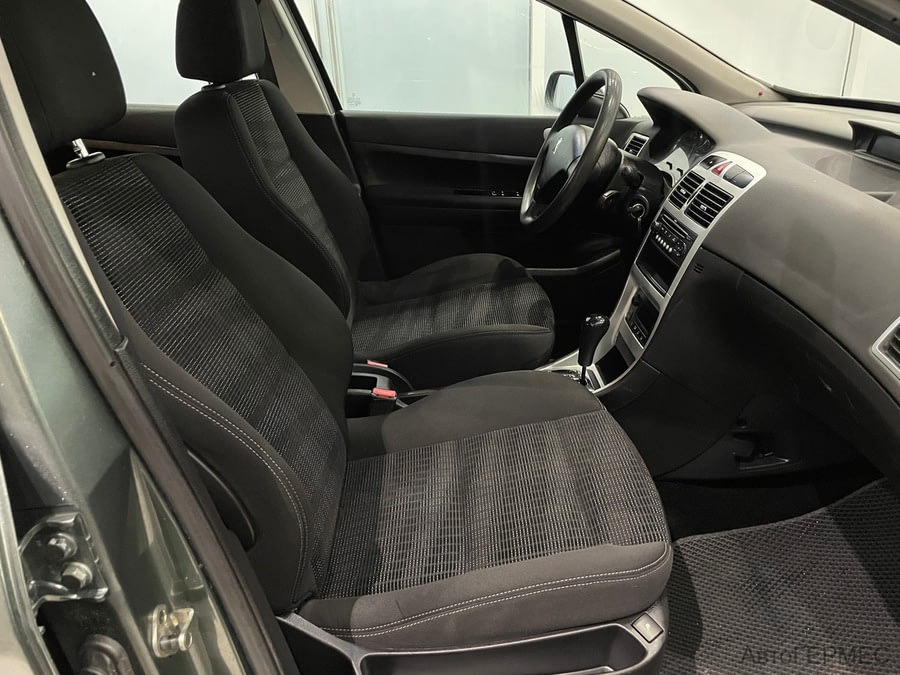 Фото PEUGEOT 307 I Рестайлинг с пробегом | №12 Фото PEUGEOT 307 I Рестайлинг с пробегом | №12