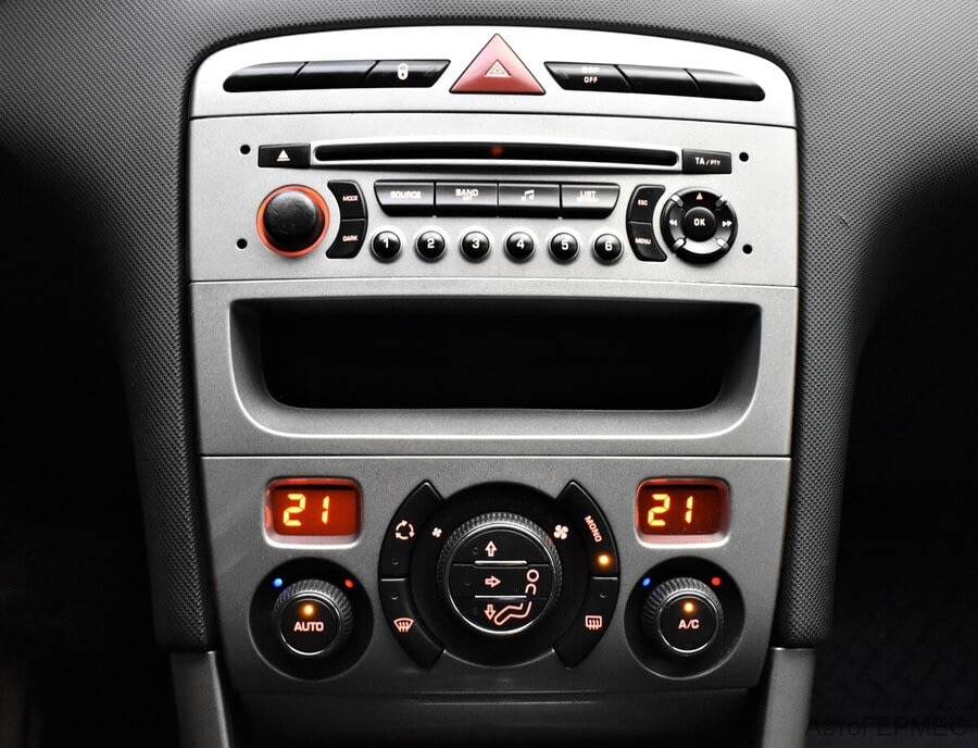 Фото PEUGEOT 308 I с пробегом | №7 Фото PEUGEOT 308 I с пробегом | №7