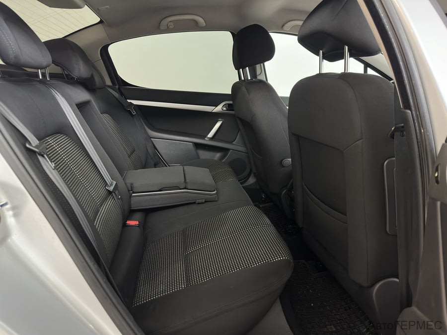 Фото PEUGEOT 407 I с пробегом | №11