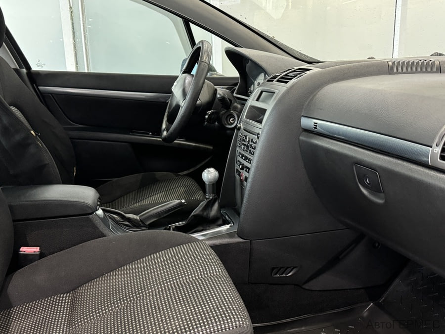 Фото PEUGEOT 407 I с пробегом | №10
