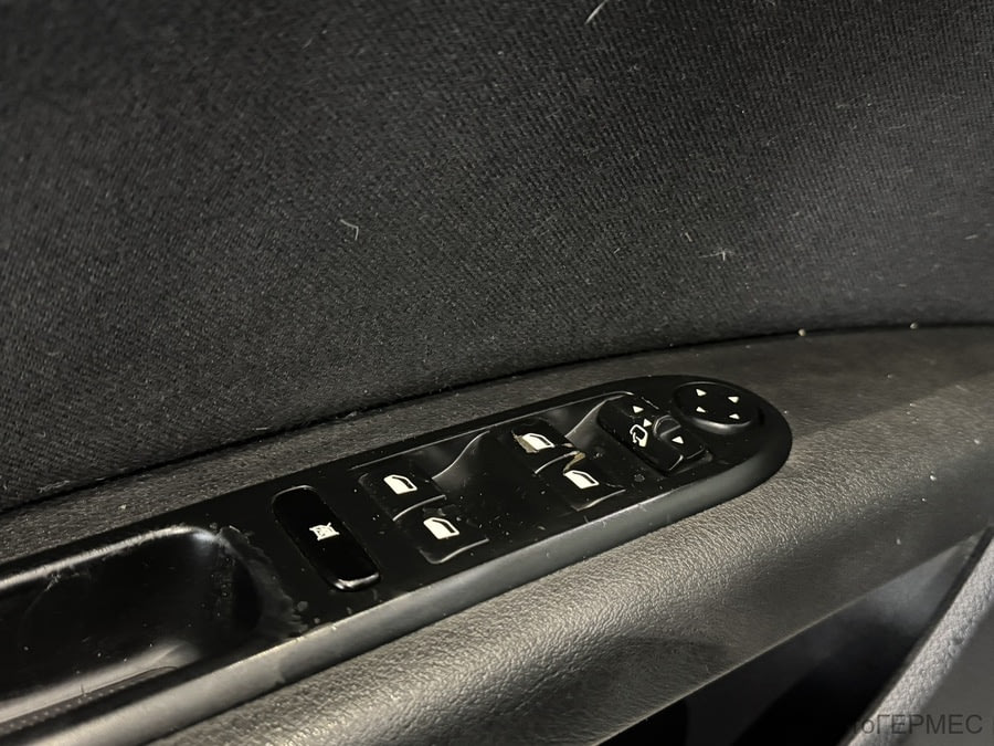 Фото PEUGEOT 407 I с пробегом | №9