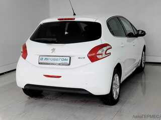 Фото PEUGEOT 208 I с пробегом