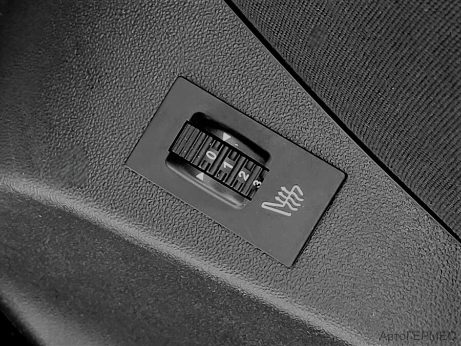 Фото PEUGEOT 208 I с пробегом | №9