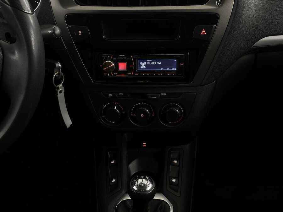 Фото PEUGEOT 301 I с пробегом | №7