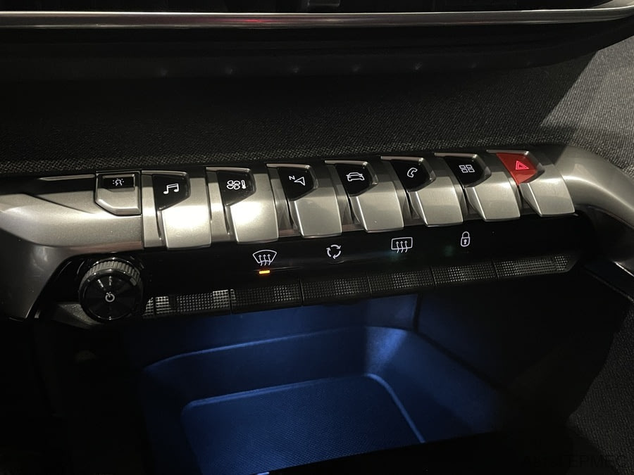 Фото PEUGEOT 5008 II с пробегом | №7 Фото PEUGEOT 5008 II с пробегом | №7