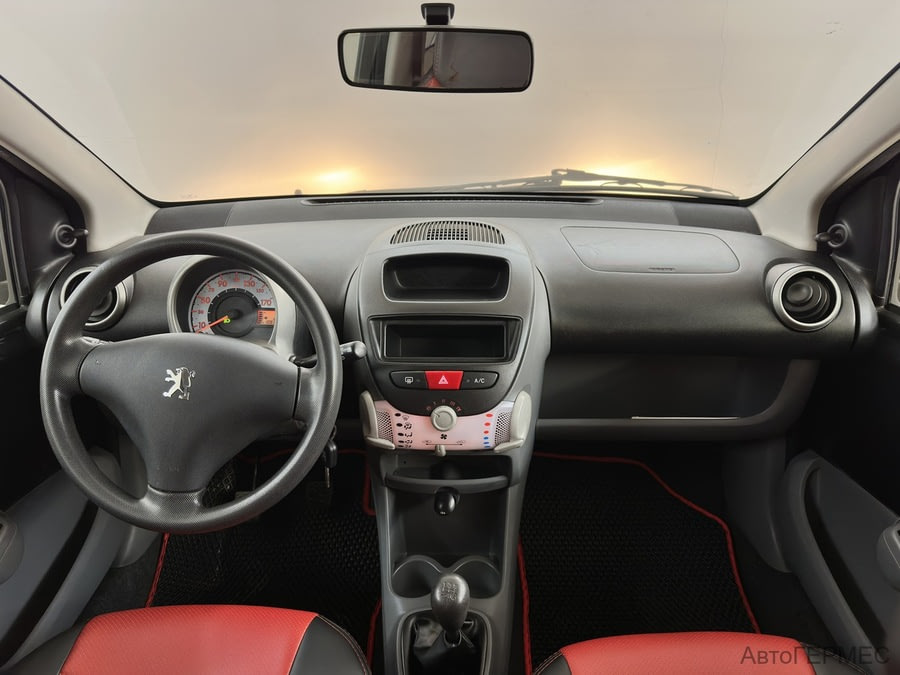 Фото PEUGEOT 107 I Рестайлинг с пробегом | №5