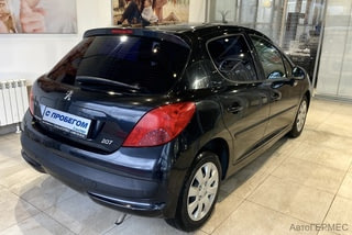 Фото PEUGEOT 207 I с пробегом