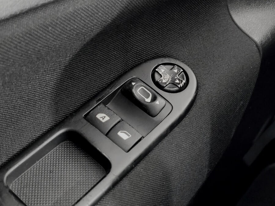 Фото PEUGEOT 207 I Рестайлинг с пробегом | №10