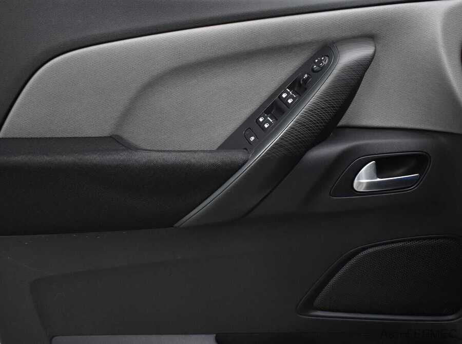 Фото CITROEN C4 Picasso II с пробегом | №8 Фото CITROEN C4 Picasso II с пробегом | №8