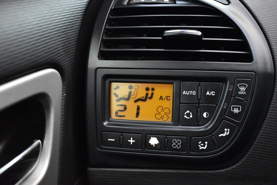 Фото CITROEN C4 Picasso I с пробегом | №8