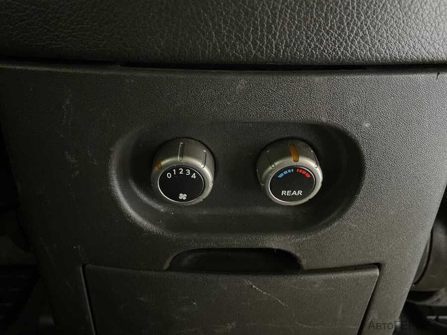 Фото NISSAN Navara (Frontier) III (D40) Рестайлинг с пробегом | №13