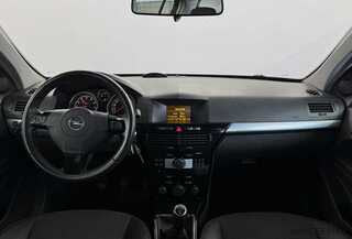 Фото Opel Astra H с пробегом