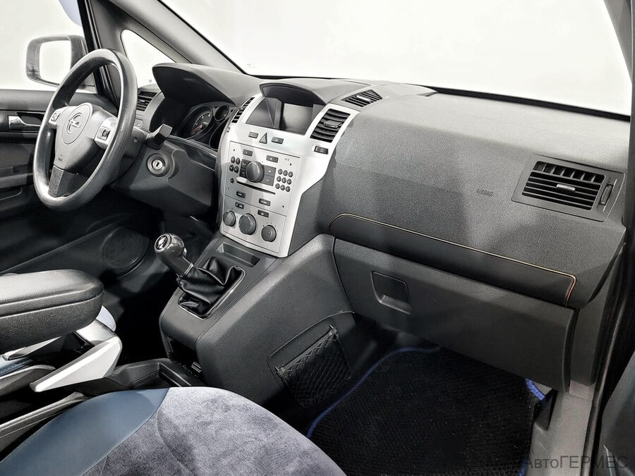 Фото Opel Zafira B Рестайлинг с пробегом | №11