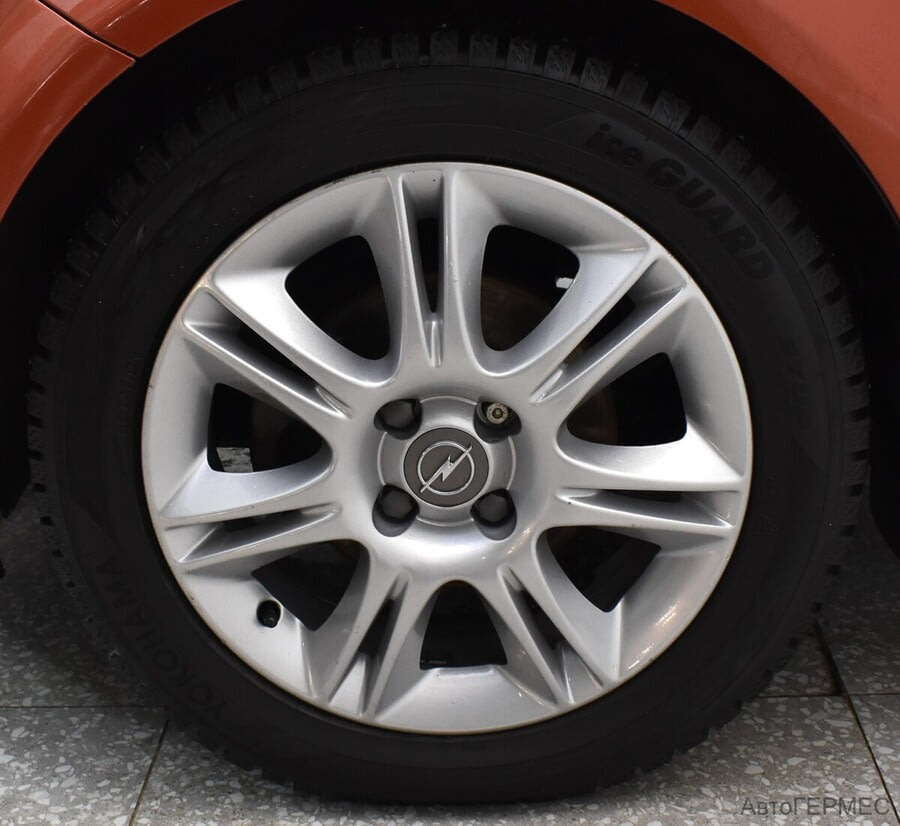 Фото Opel Corsa D Рестайлинг II с пробегом | №14 Фото Opel Corsa D Рестайлинг II с пробегом | №14